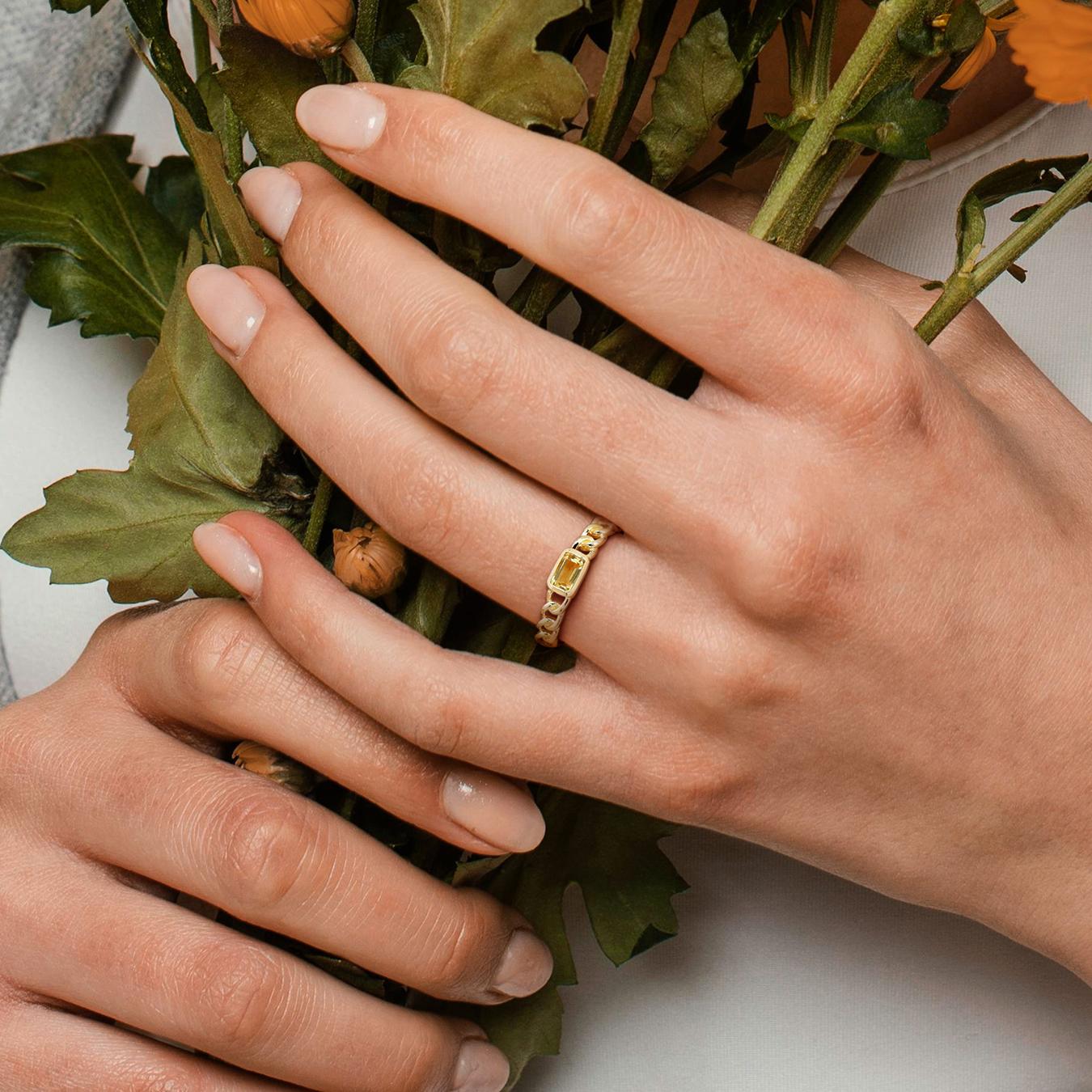 Julianna B 14K Yellow Gold Citrine Link Ring