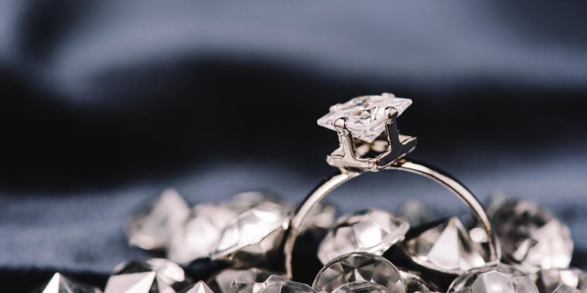 Selective focus of engagement ring with pure shiny diamond